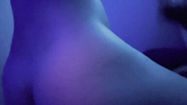 Thick teen trans girl rides daddy's cock - 14 image