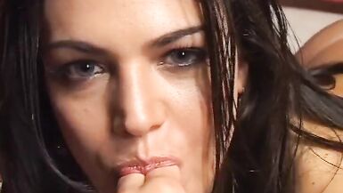 She-Male Anal Diary in San Paulo do Brazil!!! - Episode #03 - 3 image