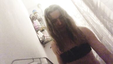 Anal with the squirt cun in the shower - 2 image