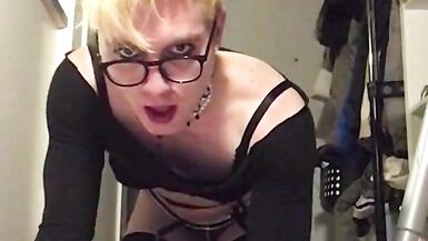 Sissy Cindy having fun - 4 image