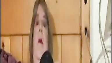 Cliares Christmas video - 8 image