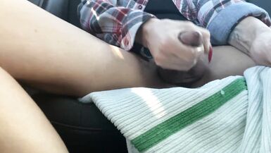 TS SHOOTS LOAD IN UBER - 14 image