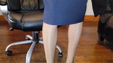 Lined flight attendant skirt - 2 image