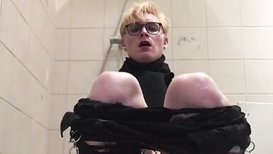 Cindy is Going to be late tonight - 10 image