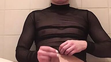 Me Newly shaved and cumming - 1 image