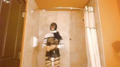 Self bondage at bathroom and went wrong - 10 image