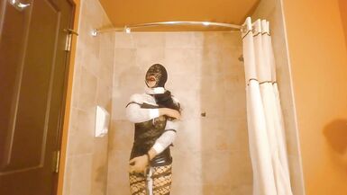 Self bondage at bathroom and went wrong - 11 image