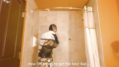 Self bondage at bathroom and went wrong