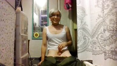 Sissy crossdresser tranny jacks off and snorts her cum.