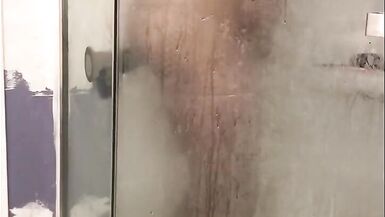 Trans girl riding that dock in the shower - 8 image