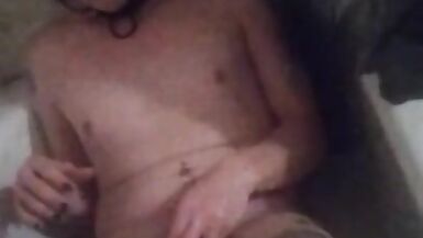 Shemale Jenny's dirty bath fun - 9 image