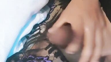 Una sirvienta muy caliente pt3