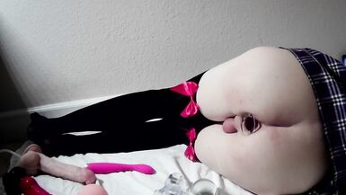 Plugged Sissy on Stream For 45 Minutes - 7 image