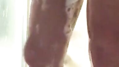 Dirty Shower - 4 image