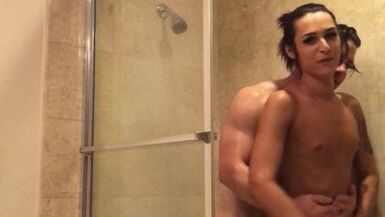 KK shower time! - 1 image