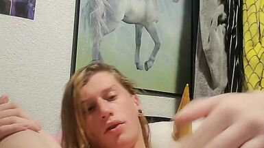 Vanity gets cum all over her little feet - 1 image