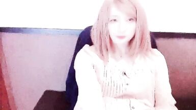 Videos that masturbate in the woman's private room - 6 image