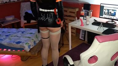 Nikki has a heavy cumshot - 1 image