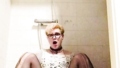 Fucking myself good - 15 image