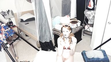 Redhead Pandora tries to be a Gun Bunny, ends up playing with a buttplug instead! - 8 image