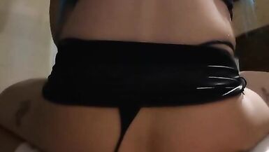 Jugando con mis dildos cuando estoy sola en casa - 13 image