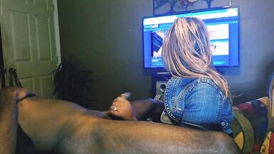 Ts Tracy services some black cock to completion - 5 image