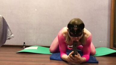 Sissy Lisa in pink bodystockings worships BBC - 4 image