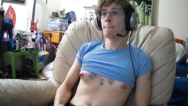 trans girl femboi plays halo with her tits out - 15 image