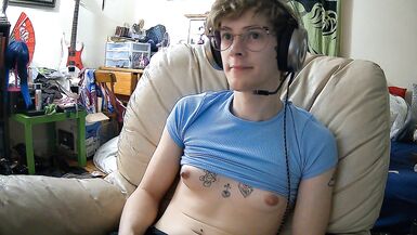 trans girl femboi plays halo with her tits out - 8 image