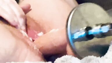 Horny FTM Creams on Fuck Machine - 15 image