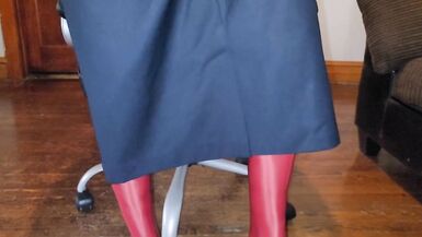 Blue lined office skirt with red shiny pantyhose - 10 image