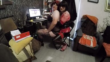 Two matures shemales looking for men on the webchat - 8 image