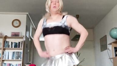 Another dance to music of another hypno vid - 13 image