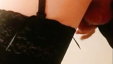 Erika Oak Rabbits to Orgasm - 7 image