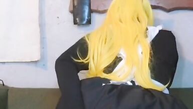 Una sirvienta muy caliente - 2 image