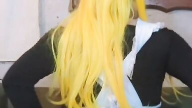 Una sirvienta muy caliente