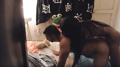 Exotic Ts Laura fucks her client and makes him cum twice - 4 image