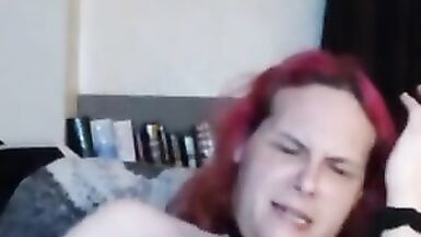 Trans girl jerks off licks fingers - 14 image