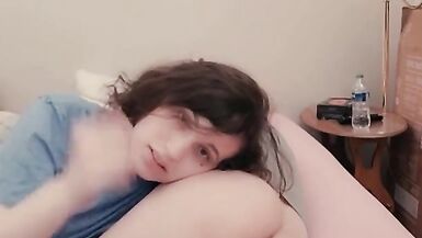 Sissy femboy fingered by trans girl until she cums - 4 image