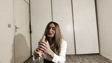 cdShona secretary playing with toys - 2 image