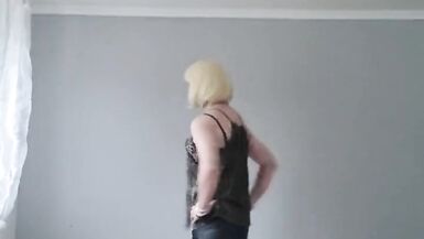 SISSYBITCH trained Walk - 6 image