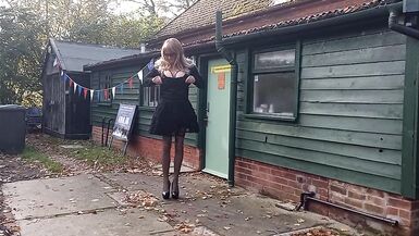 CD Strips Outdoors - 4 image