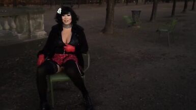 Sexy Tgirl flashing in Paris & get a foot in her ass - 4 image