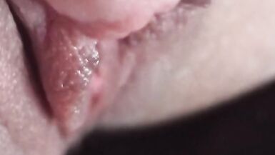 Jerking off my big ftm clit close up - 2 image
