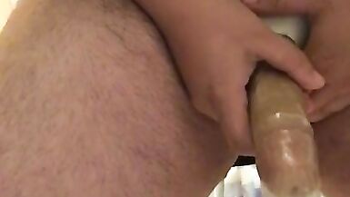 Trans ftm pisse dans une capote avec un stp - 3 image