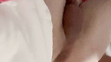 Crystal cock slut slamming her cum hole - 10 image