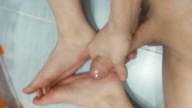 masturbate dick on my feet - 10 image
