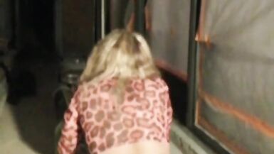 TS Camelia outdoor fun - 8 image