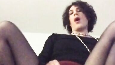 Beautiful italian crossdresser play with big dildo - 11 image