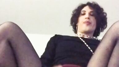 Beautiful italian crossdresser play with big dildo